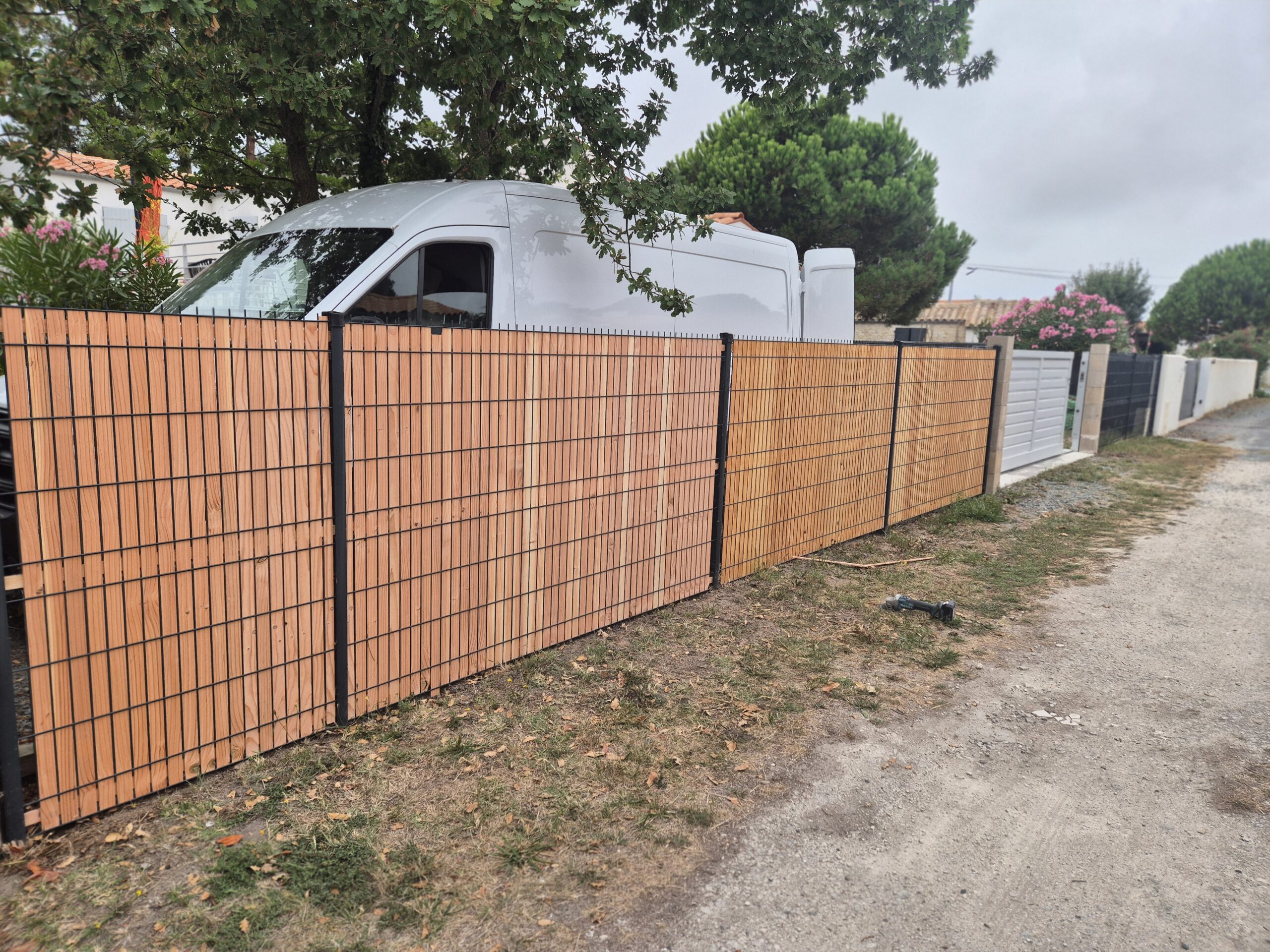 Clôture métal et bois